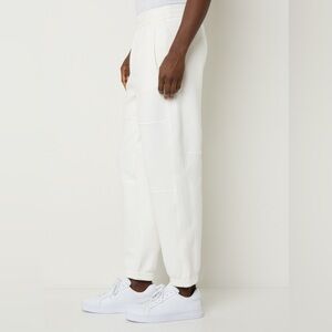 NWOT Billabong Women’s White Joggers Logo Embroidered Medium